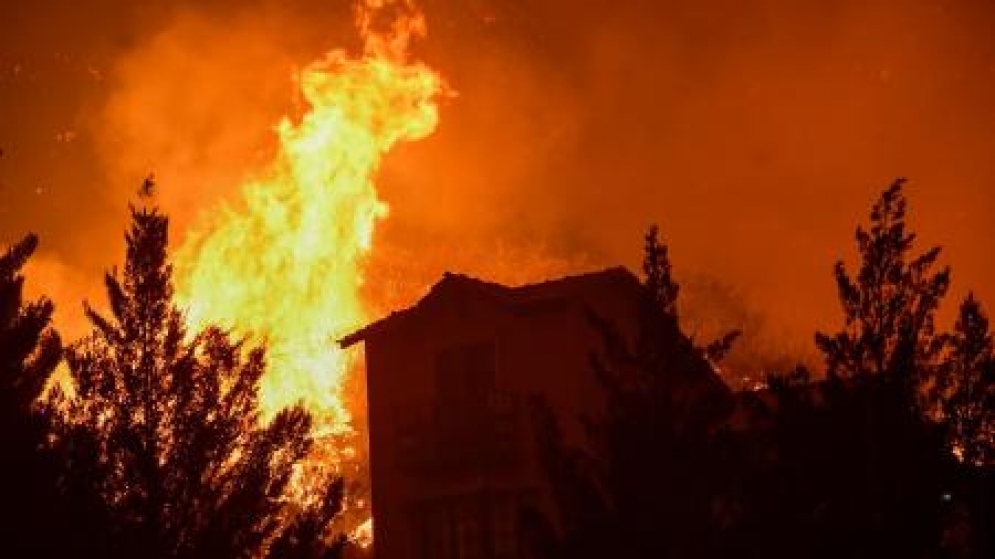 Controlan un incendio forestal sobre la ruta 3 en la zona sur de San Luis