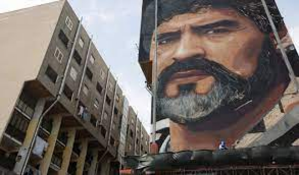 Destruyen el mural más grande de Maradona en un complejo de edificios que será remodelado en Napoli