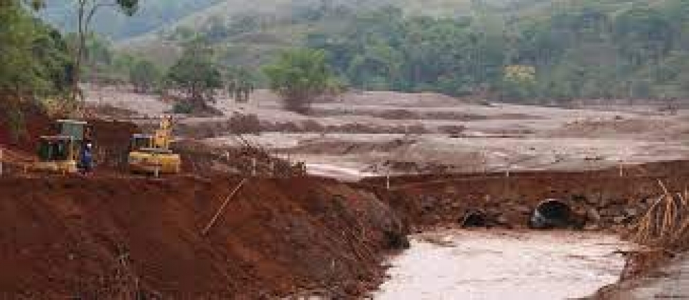Mineras deberán pagar 9560 millones de dólares por causar un desastre medioambiental en Brasil