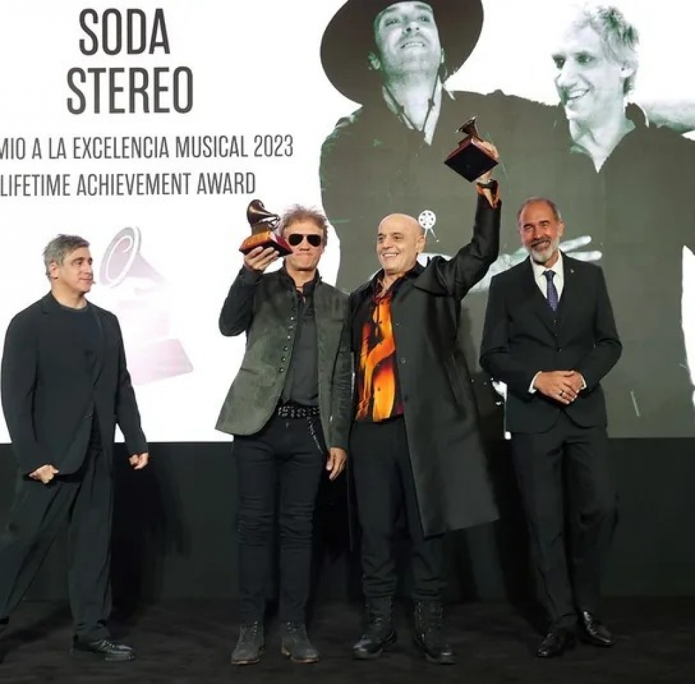 Soda Stereo y Gustavo Santaolalla, premiados en la gala especial antes de los Grammy Latinos