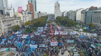 Marcha por un nuevo contrato social