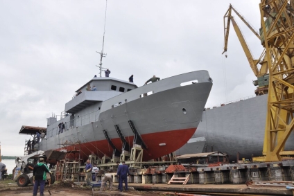 Se volvió a construir y botar un barco tras 9 años en el Astillero Río Santiago