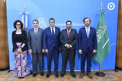 Arabia Saudita promete más de USD 500 millones en proyectos