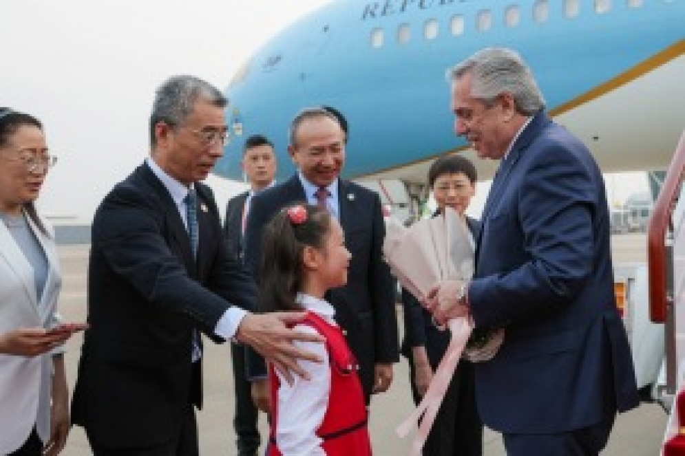 Alberto Fernández arribó a China para participar del III Foro de la Franja y la Ruta