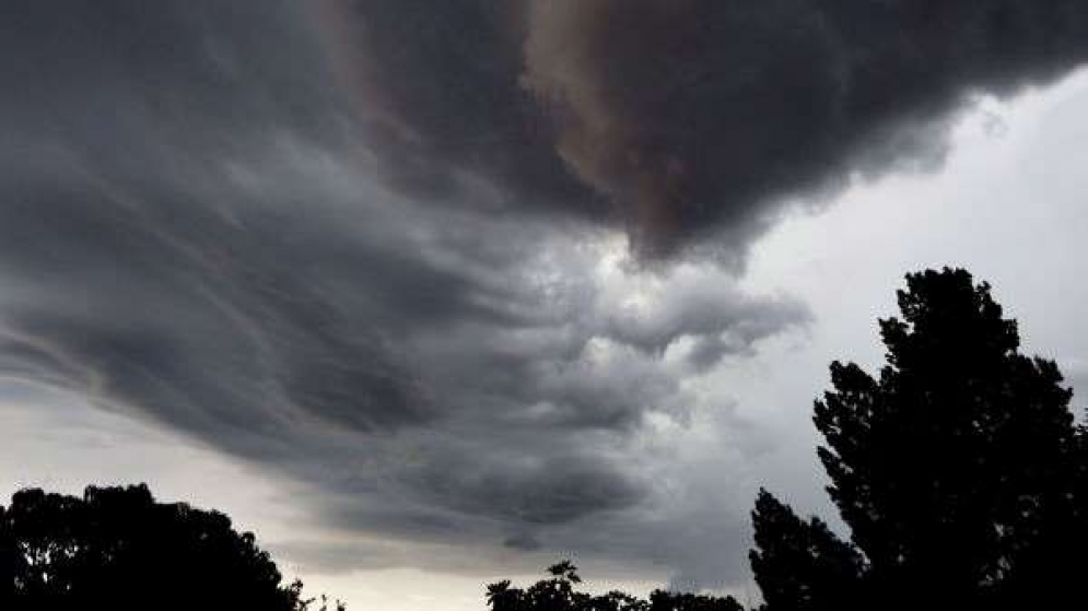 Siete provincias con alerta amarillo por vientos, y otra naranja por tormentas en el Litoral