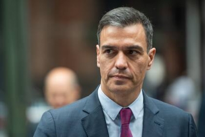 El presidente español, Pedro Sánchez, brindó su apoyo a Massa: "Sergio es tolerancia y diálogo"