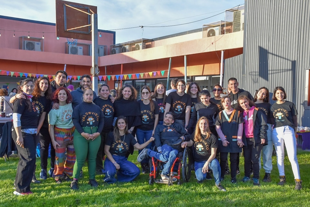 Valduvieco, los protagonistas fueron sus jovenes en la muestra de arte